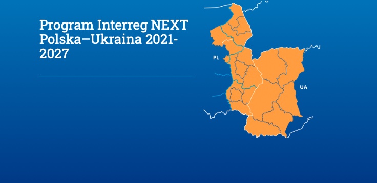 Mapa wschodnich województw Polski i zachodnich Ukrainy na niebieskim tle z napisem Program Interreg NEXT Polska-Ukraina 2021-2027